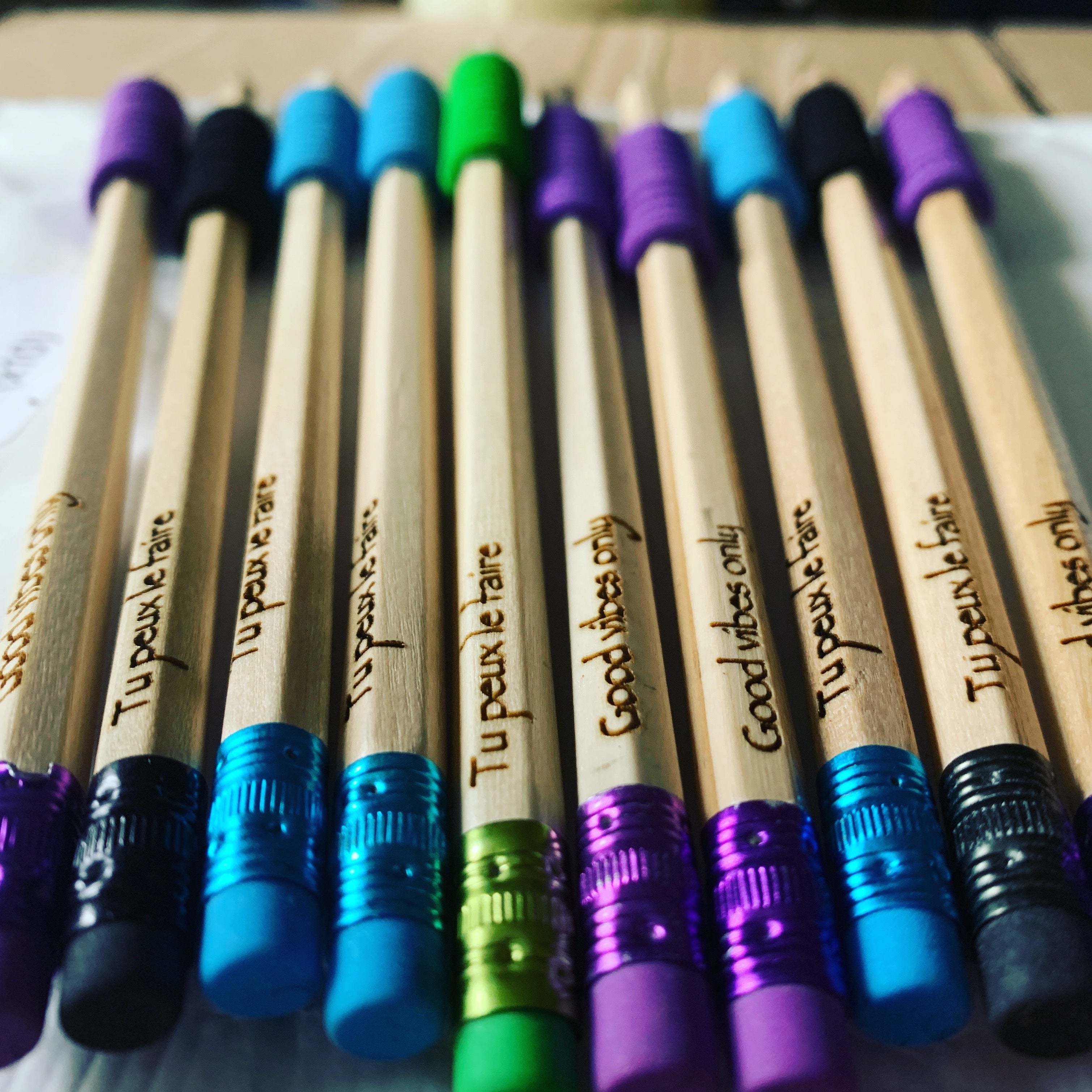 crayon personnalisé, mmwood, gravure laser, gravure bois