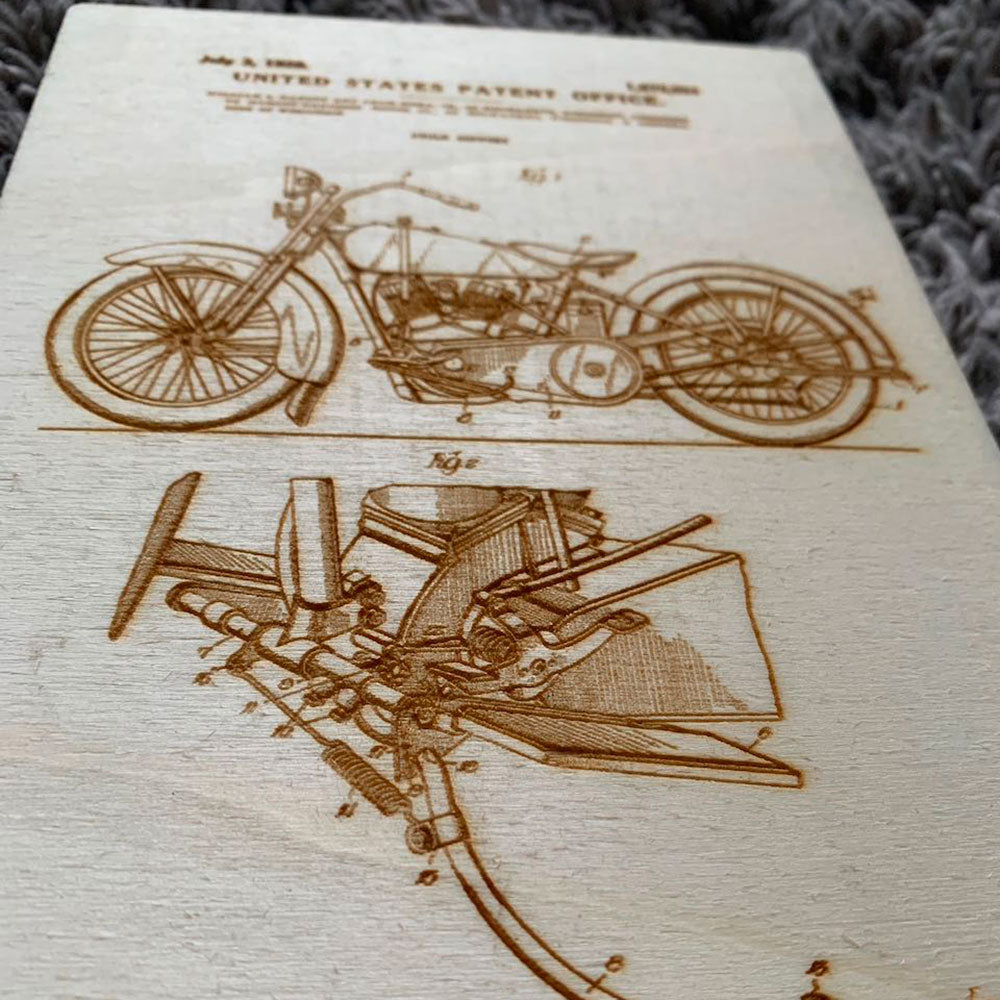 Gravure sur bois Harley Davidson - mmwood - mmwood.art