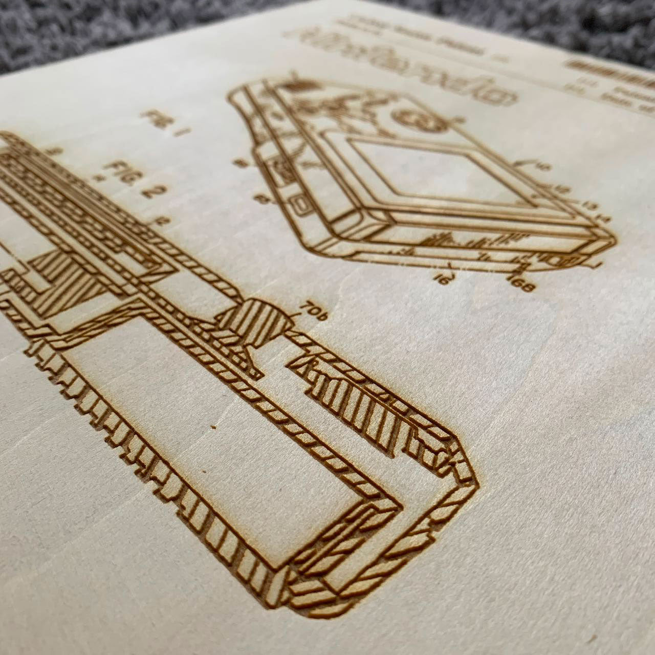 Gravure sur bois brevet game boy - mmwood - mmwood.art
