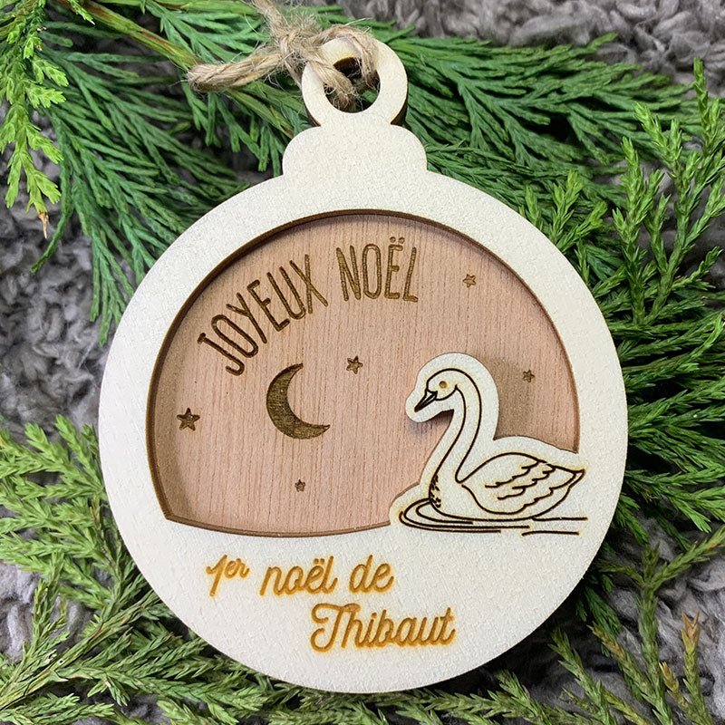 Boule de noël en bois - cygne - MMWood - mmwood.art
