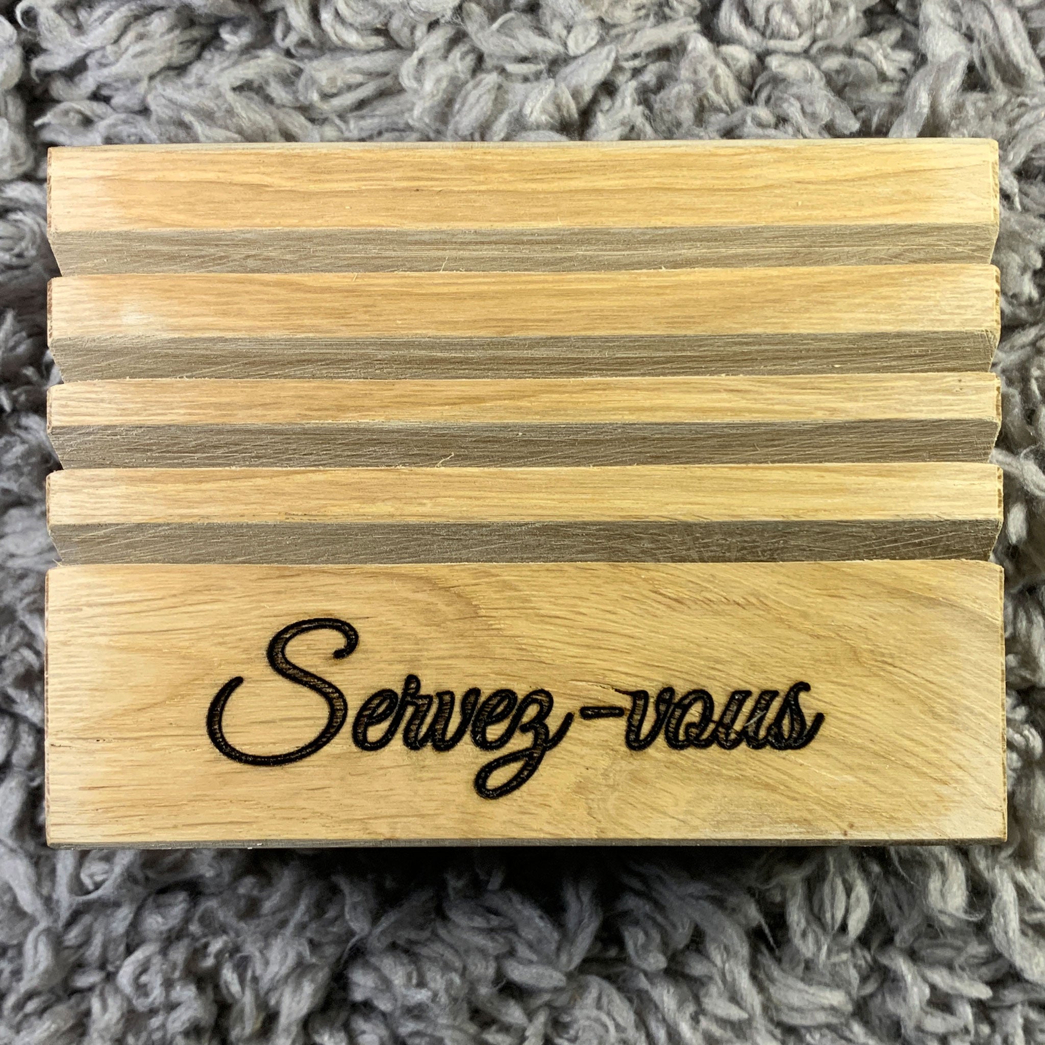 Porte-carte personnalisé en bois